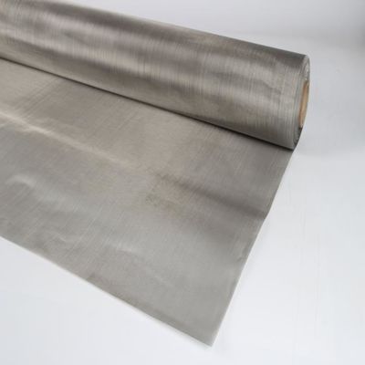 Tissue simple SS316 SS304 Mesh métallique tissé en fil de fer carré trou résistant aux alcalins