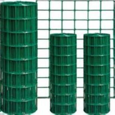 Matériau en acier inoxydable revêtu de fil d'acier tissé en PVC pour clôtures de jardin, cages pour animaux et protection du périmètre résidentiel