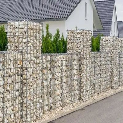 2.7mm Galvanisé Gabion Basket Taille 2x1x1m 1,5x1x1m avec taille de cellule 8x10cm Mesh Gabion tissé