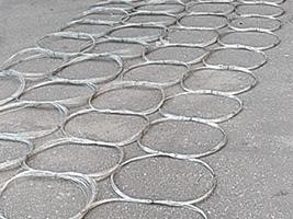 0.4-0.9mm barri&egrave;re anti-char filet de fil de fer pour r&eacute;servoir de traces en acier en ferraille 0