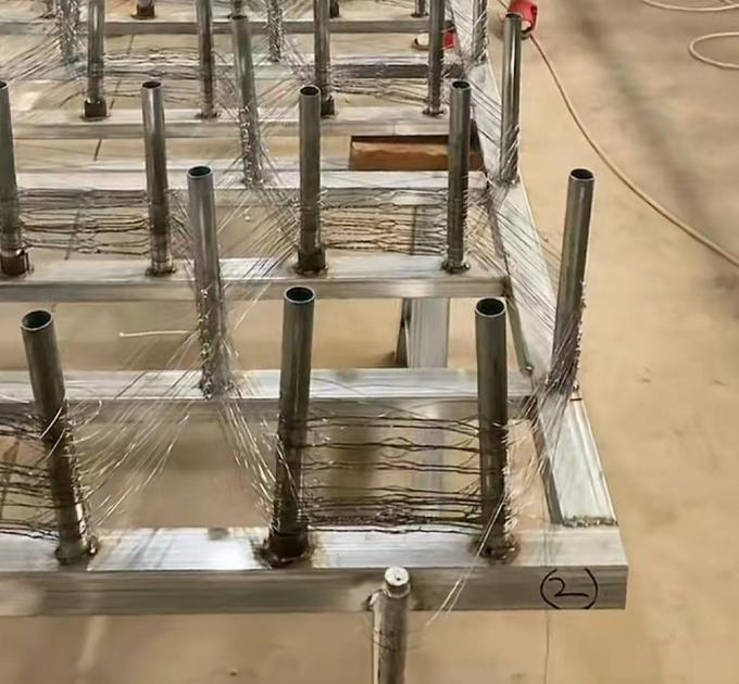 0.4-0.9mm barri&egrave;re anti-char filet de fil de fer pour r&eacute;servoir de traces en acier en ferraille 4
